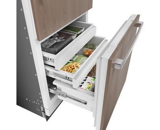 Bosch 30-Inch, 16.5 Cu.Ft. Built-In Bottom Freezer With Wi-Fi Connect - B30IB100SP
