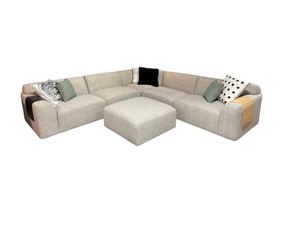 Maverick Sectional