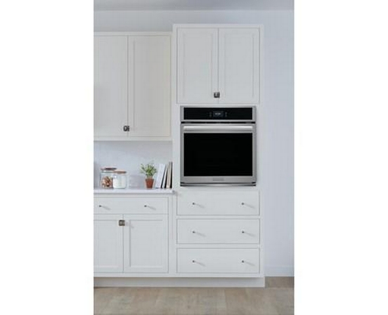 Frigidaire Gallery 27-Inch, 3.8 Cu.Ft. Built-In Single Wall Oven With Air Fry Technology - GCWS2767AF