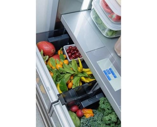 Thermador 36-Inch, 19 Cu. Ft. Built-In Bottom Freezer Refrigerator With Home Connect - T36IB100SP