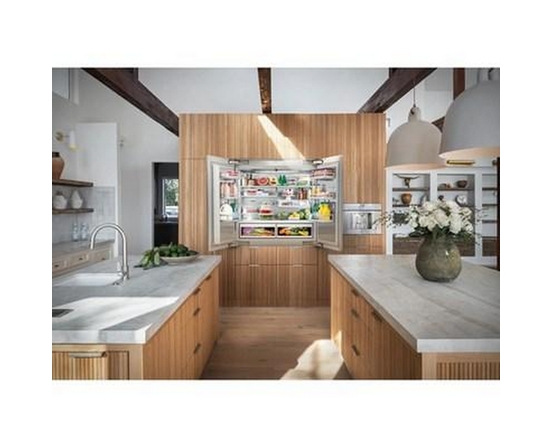 Thermador 48-Inch, 26.7 Cu. Ft. Built-In French 6-Door Refrigerator With Home Connect - T48IT100NP