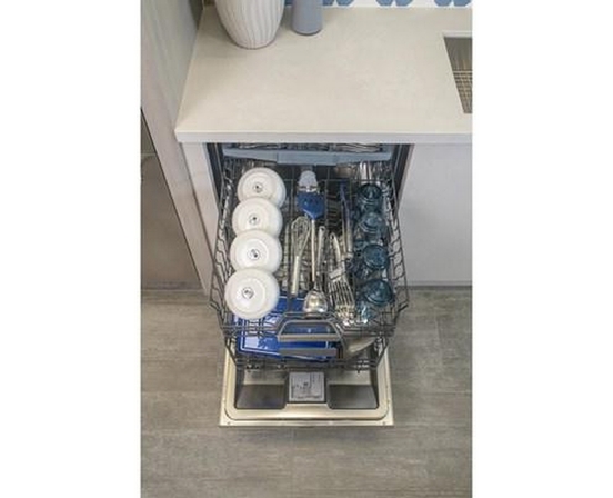 Thermador Built-In Dishwasher With Masterpiece® Handle - DWHD640EFM