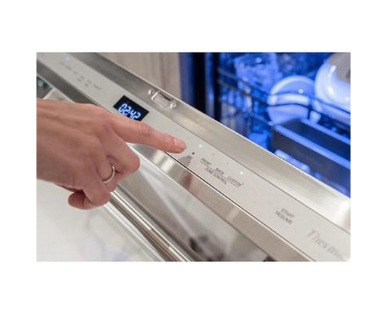 Thermador Built-In Dishwasher With Professional Handle - DWHD661EFP