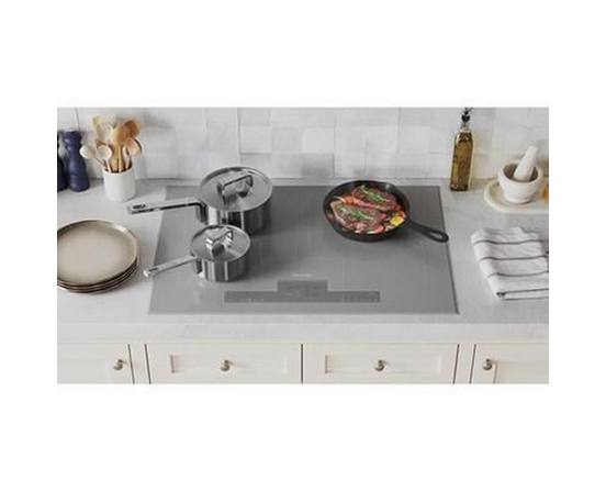 Thermador 30-Inch Built-In Induction Cooktop With Wi-Fi - CIT30FBG
