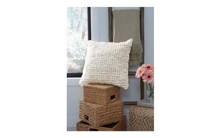 Aavie Set of 4 Pillows by Signature Design Ashley
