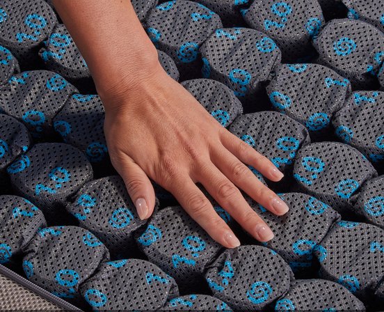 Bedgear M3 mattress, King size, split heads and customizable firmness