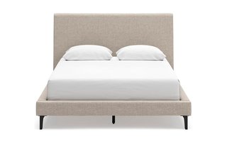 Full Size 54 in. Complete Bed Cielden by Signature Design Ashley