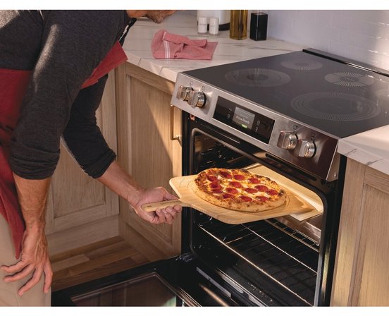 Frigidaire Gallery 30-Inch Electric Range With Stone-Baked Pizza - GCFE307CBF