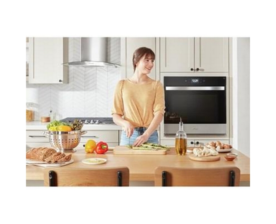 Whirlpool 30-Inch 5.0 Cu. Ft. Single Wall Oven With Air Fry - WOES7030PZ