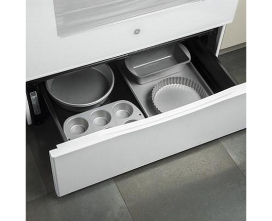 GE 30-Inch Freestanding Electric Range With Smooth Top - JCBS630DKWW