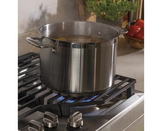 GE 36-Inch Built-In Gas Cooktop - JGP5036SLSS